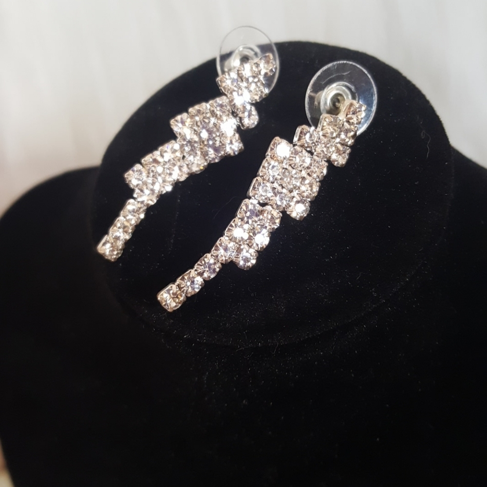 Crystal rhinestone earrings - Picture 3 of 4